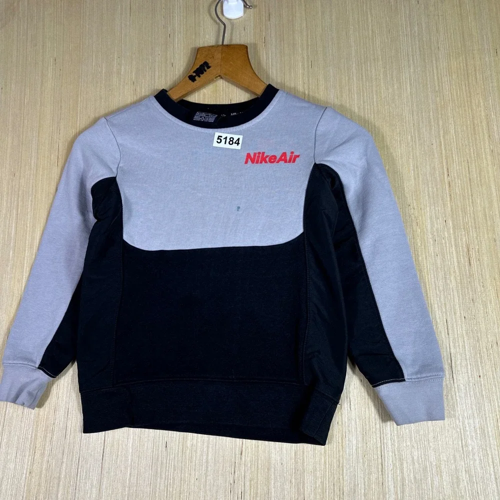Nike Air Sweatshirt Kids Size 6 Grey Black Red Colorblock Crewneck Long Sleeve